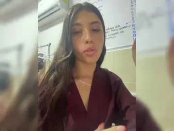 Bongacams Free Porn Cam of CheryelFoxx