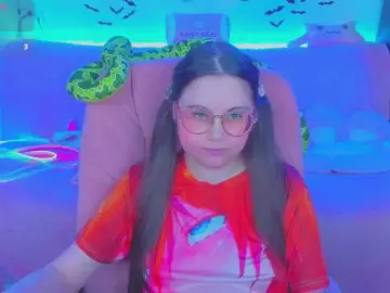Bongacams Watch Live Sex Cams of LittleKitsune