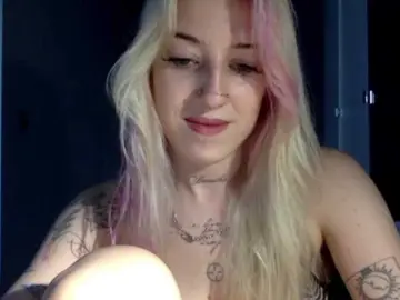 Bongacams Live Sex of EmmyHot