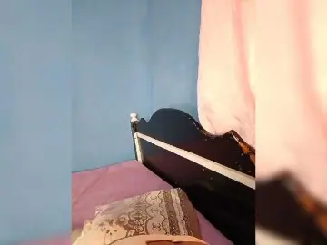 Bongacams Adult Video Chat of Candis02