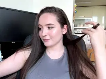 Bongacams Free Live Porn of EmillyCarte