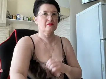 Bongacams Free Porn Cam of HotMilfPussy