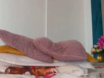 Bongacams Live Sex Cam of Foxxxy-MILF
