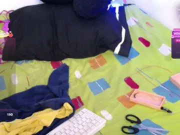 Bongacams Sex Chat of ninatinydoll
