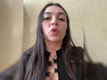 Bongacams Private Sex Chat of NikkySecrets