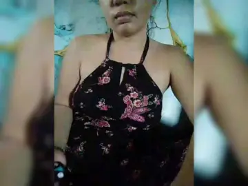 Bongacams Live Sex Cam of XXhornywetprincess99XX