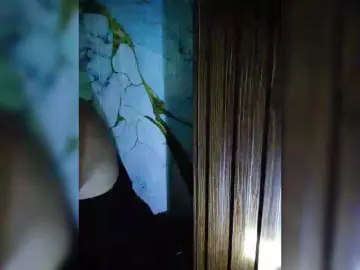 Bongacams Live Sex Cam of XXhornywetprincess99XX