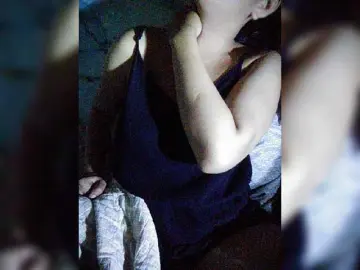 Bongacams Sex Chat of XXhornywetprincess99XX