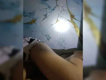 Bongacams Nude Webcam of XXhornywetprincess99XX