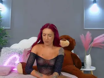 Bongacams Sex Chat of CrystalRed