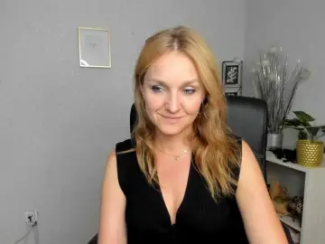 Bongacams Watch Live Sex Cams of SecretAlicia