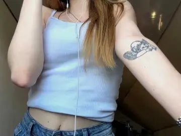 Bongacams Free Live Porn of MyrticeDollen