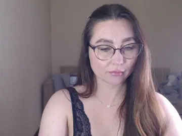 Bongacams Watch Live Sex Cams of bigstarxxx