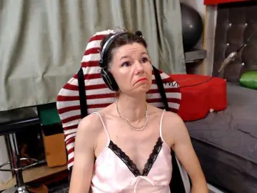 Bongacams Sex Chat of kellysurfing
