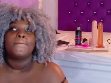 Bongacams Live Porn of ebony-NeighborMoans