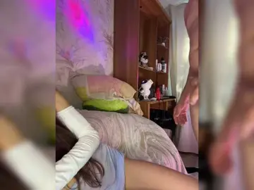 Bongacams Free Porn Cam of VIP17CoupleDream