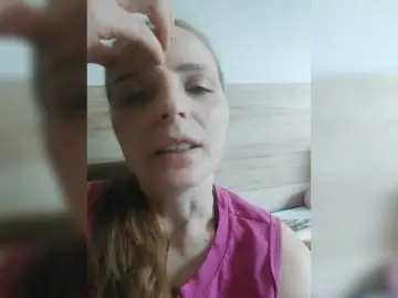 Bongacams Sex Cam of Lulu-Erotica
