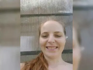 Bongacams Sex Cam of Lulu-Erotica