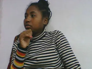 Bongacams Live Sex Cam of Marinah1a