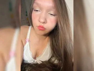 Bongacams Private Sex Chat of Cute-Lolly