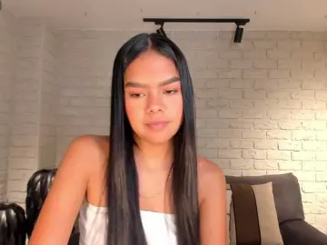 Bongacams Nude Webcam of SaphiraJames