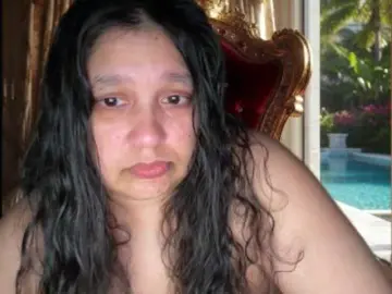 Bongacams Watch Live Sex Cams of DUMBHOEMELANIE