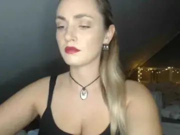 Bongacams Adult Webcam of ScarlettXQueen