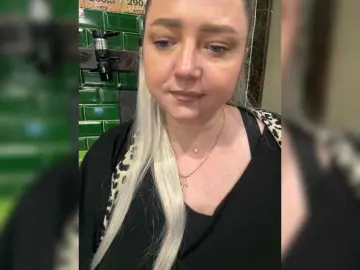 Bongacams Live Porn of KiraMalina