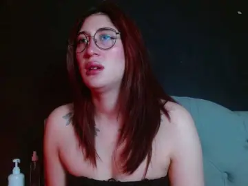 Bongacams Free Live Porn of Red-moonn