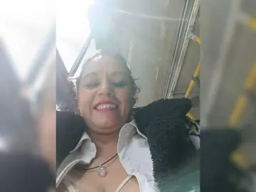 Bongacams Free Porn Cam of AlexaBrown12