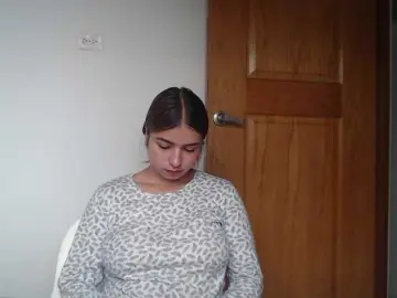 Bongacams Free Porn Cam of leah-walker