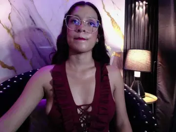 Bongacams Nude Webcam of GagingBriana