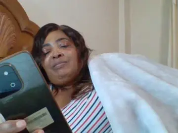 Bongacams Live Sex Cam of pussylips53