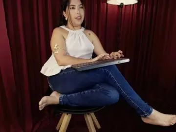 Bongacams Free Porn Cam of Sharlotte-1