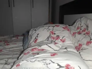 Bongacams Private Sex Chat of petitedanielle