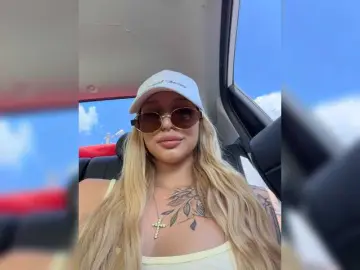 Bongacams Private Sex Chat of EwaBrown