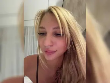 Bongacams Private Sex Chat of EwaBrown