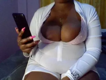 Bongacams Free Porn Cam of Curvysexy