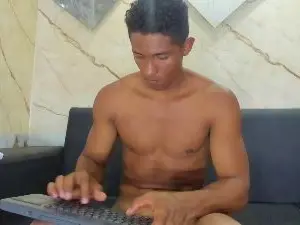 Cam4 Free Live Porn of Yoel_Blessed