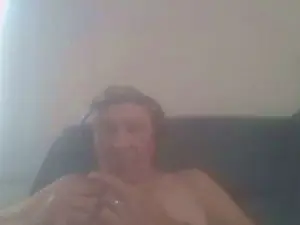 Cam4 Watch Live Sex Cams of roro1947