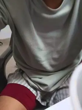 Cam4 Free Live Porn of SrIncognito666