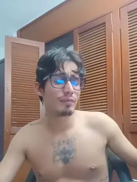 Cam4 Private Sex Chat of SrIncognito666