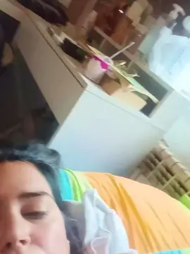 Cam4 Free Live Porn of estrella229