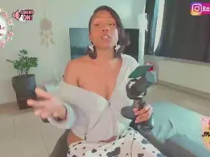 Cam4 Live Porn of Laindiasexy00