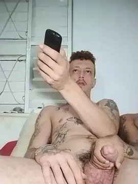 Cam4 Free Live Porn of RuivoDotado24cm