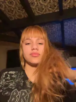 Cam4 Adult Video Chat of saraangelafern1