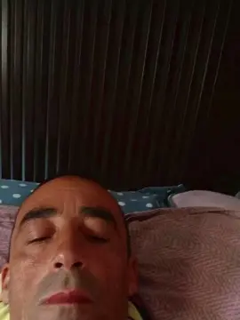 Cam4 Free Live Porn of comilon77