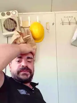 Cam4 Sex Cam of Giorgiomuffi