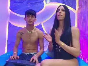 Cam4 Private Sex Chat of Trixie_dolls