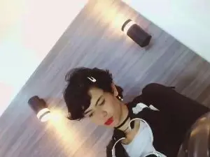 Cam4 Sex Cam of Jazmiinrosee